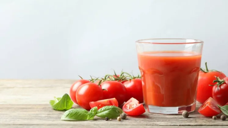 un vaso de gazpacho